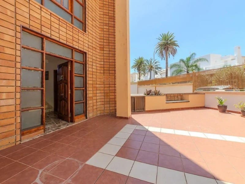 6 slaapkamer Villa te koop in Santa Cruz de Tenerife - € 1.995.000 (Ref: 9674085)