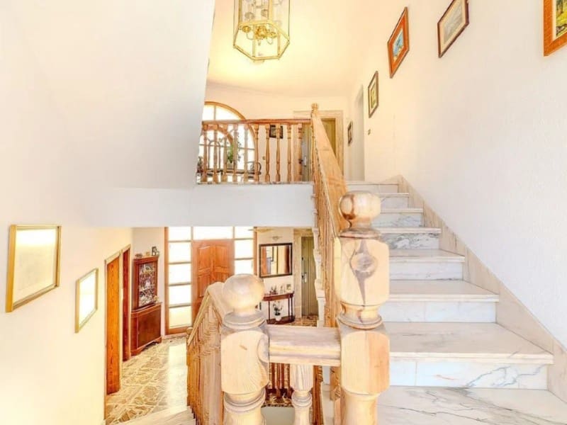 6 slaapkamer Villa te koop in Santa Cruz de Tenerife - € 1.995.000 (Ref: 9674085)