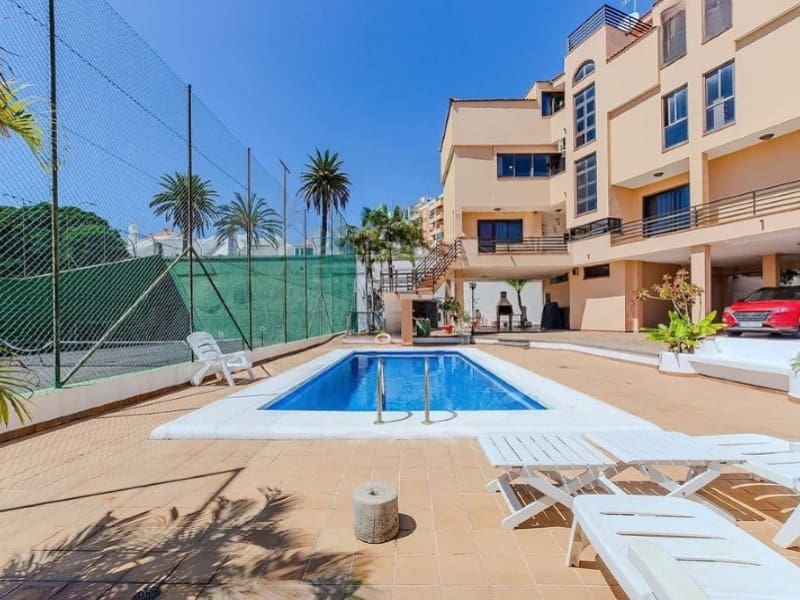 6 slaapkamer Villa te koop in Santa Cruz de Tenerife - € 1.995.000 (Ref: 9674085)