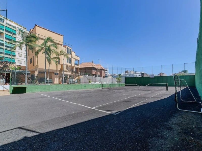 6 slaapkamer Villa te koop in Santa Cruz de Tenerife - € 1.995.000 (Ref: 9674085)