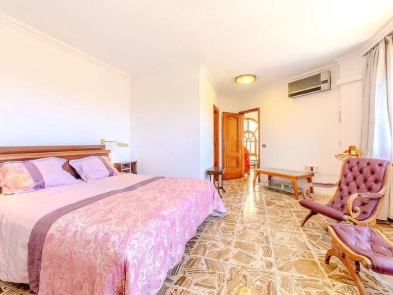 6 slaapkamer Villa te koop in Santa Cruz de Tenerife - € 1.995.000 (Ref: 9674085)