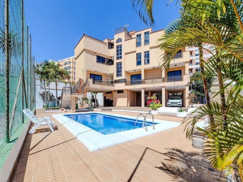 6 slaapkamer Villa te koop in Santa Cruz de Tenerife - € 1.995.000 (Ref: 9674085)