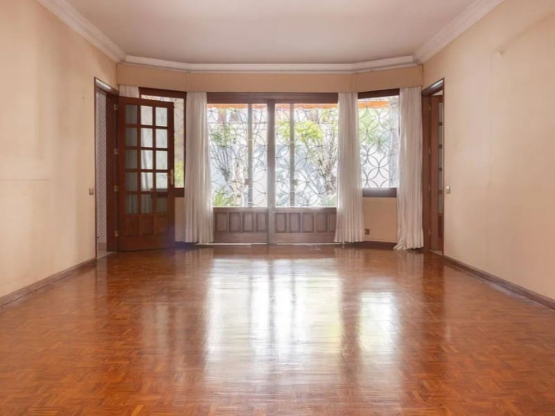 Chalet de 10 habitaciones en Santa Cruz de Tenerife en venta - 1.995.000 € (Ref: 9674086)