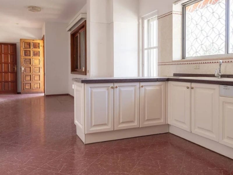 Chalet de 10 habitaciones en Santa Cruz de Tenerife en venta - 1.995.000 € (Ref: 9674086)