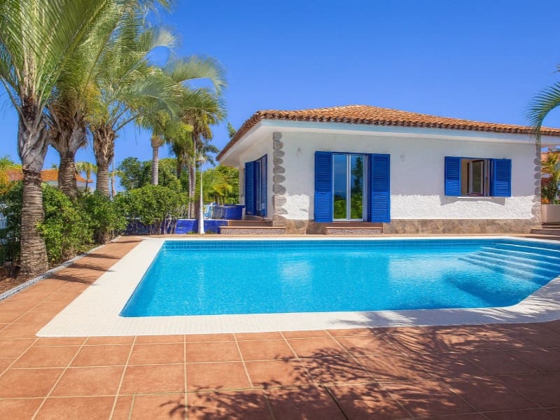 Villa zu verkaufen in Puerto de la Cruz - 825.000 € (Ref: 9674087)