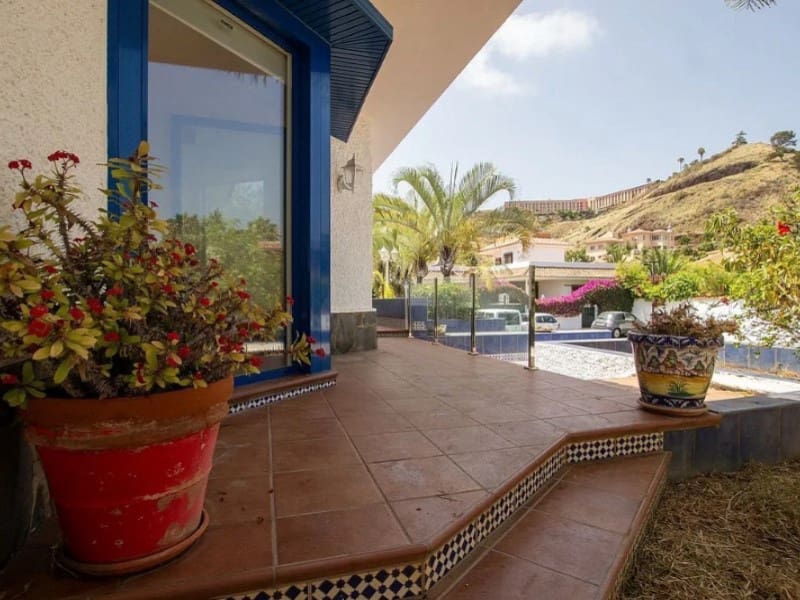 Villa zu verkaufen in Puerto de la Cruz - 825.000 € (Ref: 9674087)