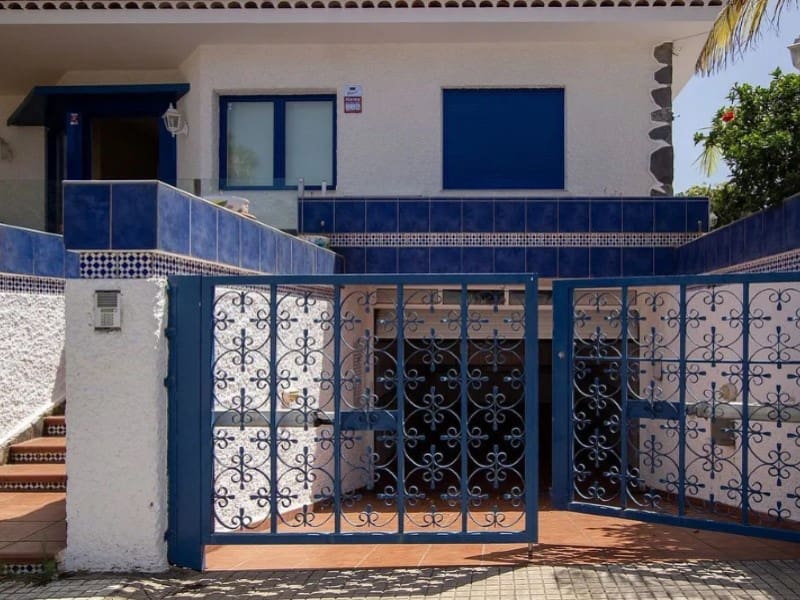 Villa zu verkaufen in Puerto de la Cruz - 825.000 € (Ref: 9674087)