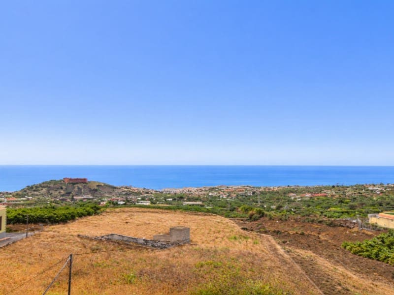 Commercial for sale in La Orotava - € 650,000 (Ref: 9695238)