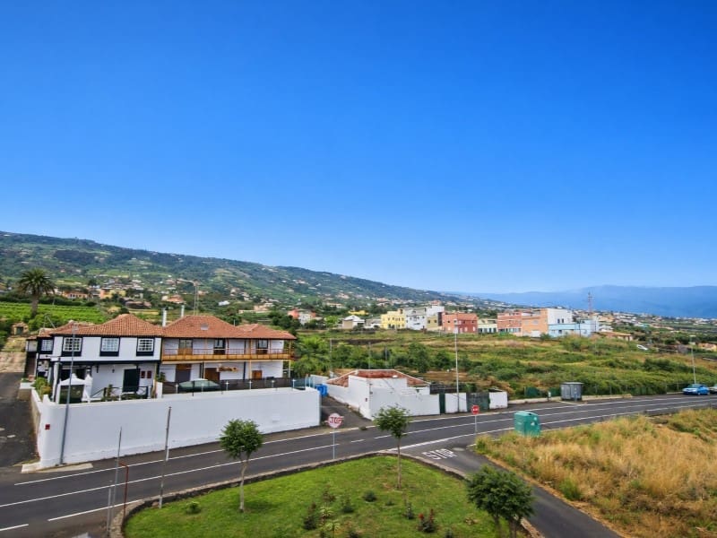 Commercial for sale in La Orotava - € 650,000 (Ref: 9695238)