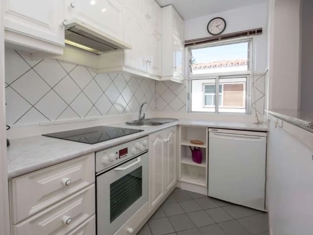 Appartement te koop in Puerto de la Cruz - € 980.000 (Ref: 9743146)