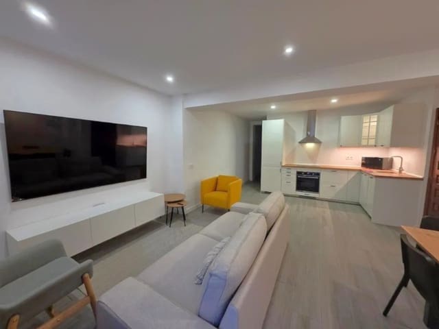 3 slaapkamer Flat te koop in Puerto de la Cruz - € 369.900 (Ref: 9758821)