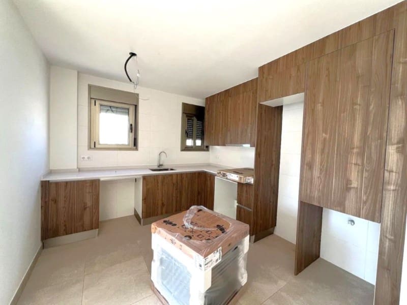 3 slaapkamer Flat te koop in Santa Cruz de Tenerife - € 586.000 (Ref: 9761884)