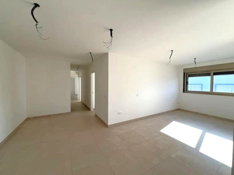 3 slaapkamer Flat te koop in Santa Cruz de Tenerife - € 586.000 (Ref: 9761884)