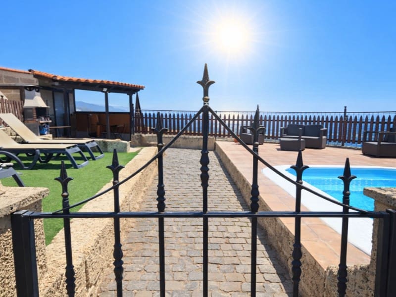 2 sypialnia Willa na sprzedaż w Guimar - 550 000 € (Ref: 9777957)