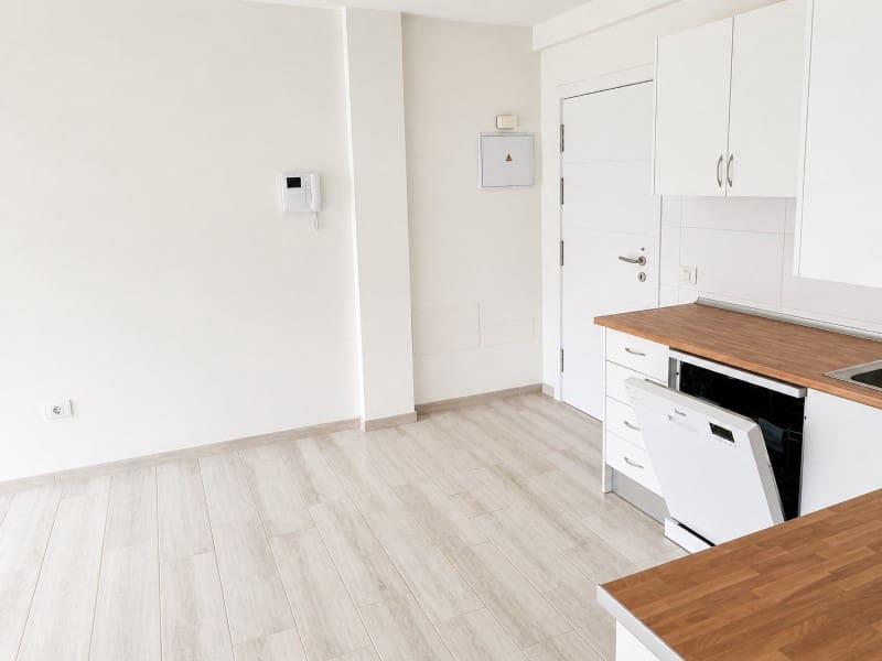 2 bedroom Apartment for sale in Puerto de la Cruz - € 349,000 (Ref: 9815784)