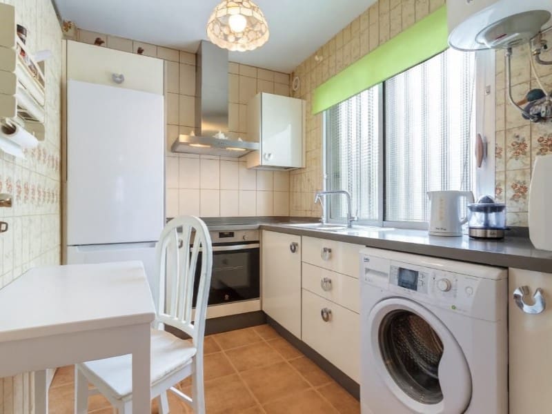 Apartamento de 3 habitaciones en Puerto de la Cruz en alquiler - 2.500 € (Ref: 9817967)