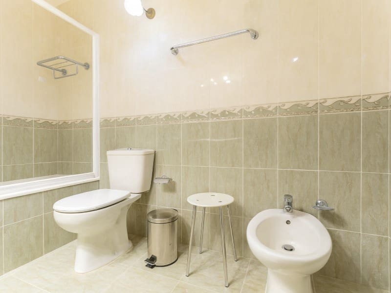 Apartamento de 3 habitaciones en Puerto de la Cruz en alquiler - 2.500 € (Ref: 9817967)