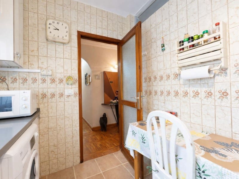 Apartamento de 3 habitaciones en Puerto de la Cruz en alquiler - 2.500 € (Ref: 9817967)