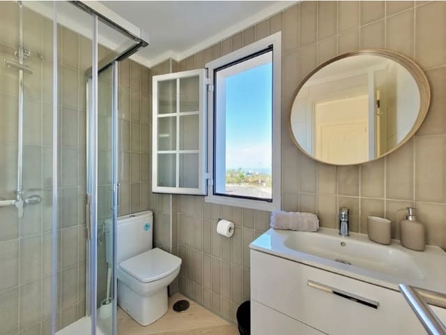 2 slaapkamer Villa te koop in Puerto de la Cruz - € 600.000 (Ref: 9820308)