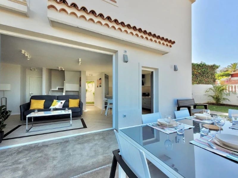 2 soverom Villa til salgs i Puerto de la Cruz - € 600 000 (Ref: 9820308)