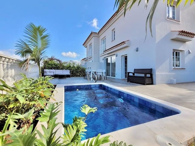 2 slaapkamer Villa te koop in Puerto de la Cruz - € 600.000 (Ref: 9820308)