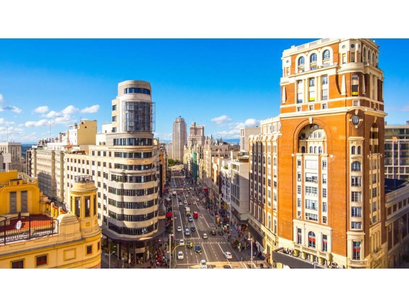 Kommersiell til salgs i Madrid by - € 30 000 000 (Ref: 9881545)