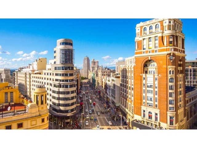 Erhverv til salg i Centro, Madrid by - € 30.000.000 (Ref: 9881545)