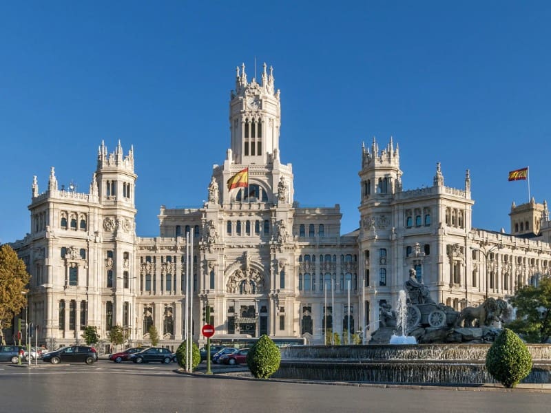 41 bedroom Hotel for sale in Madrid city - € 6,500,000 (Ref: 9881552)
