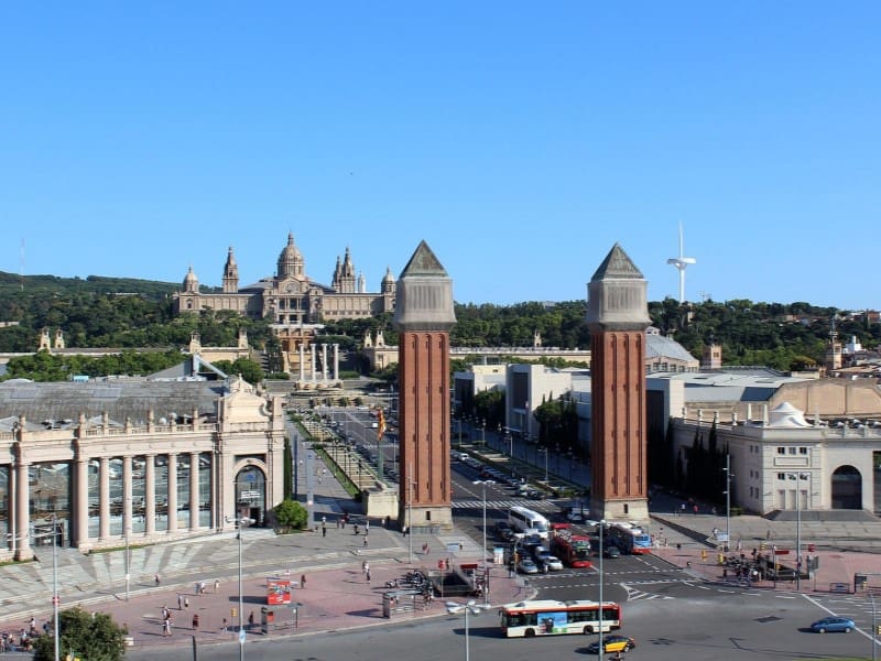 Hotell til salgs i Barcelona by - € 16 000 000 (Ref: 9881556)