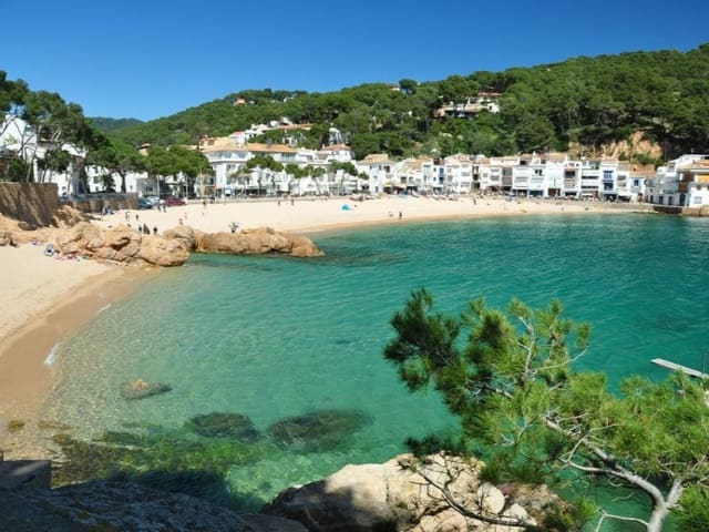 Hotel para venda em Girona cidade - 26 000 000 € (Ref: 9881565)