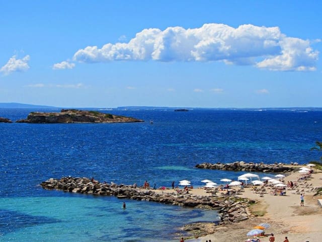 Hotell til salgs i Ibiza by - € 45 000 000 (Ref: 9881580)