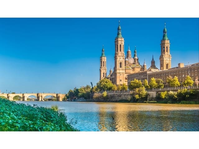Hotel na sprzedaż w Miasto Saragossa - 50 000 000 € (Ref: 9881582)