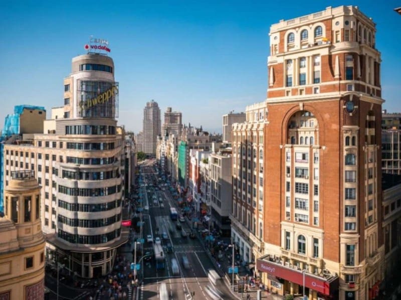 Hotel for sale in Madrid city - € 39,000,000 (Ref: 9881587)