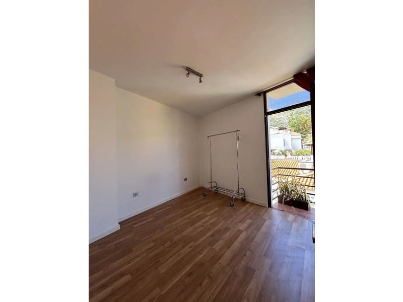 4 soveværelse Villa til salg i Santa Cruz de Tenerife - € 600.000 (Ref: 9947547)