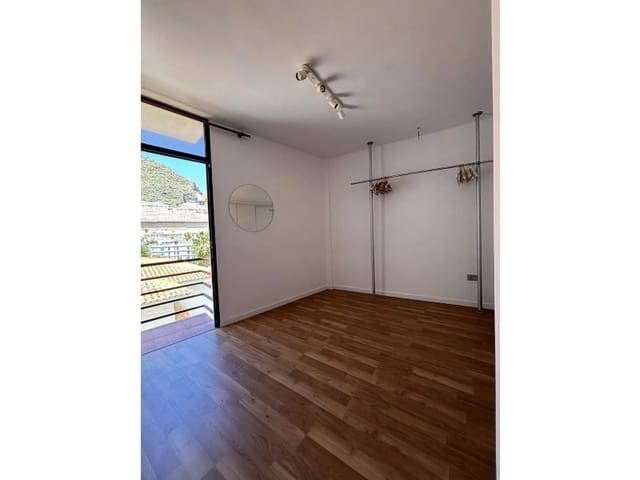 4 sypialnia Willa na sprzedaż w Centro - Ifara, Santa Cruz de Tenerife - 642 000 € (Ref: 9947547)