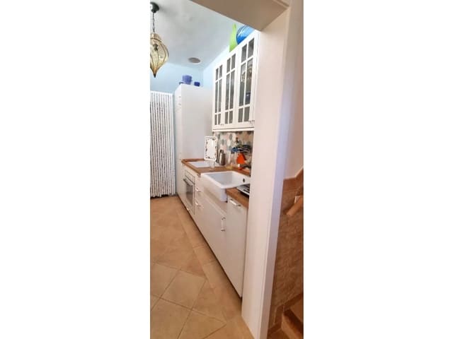 5 soverom Villa til salgs i Arico - € 625 000 (Ref: 9947549)