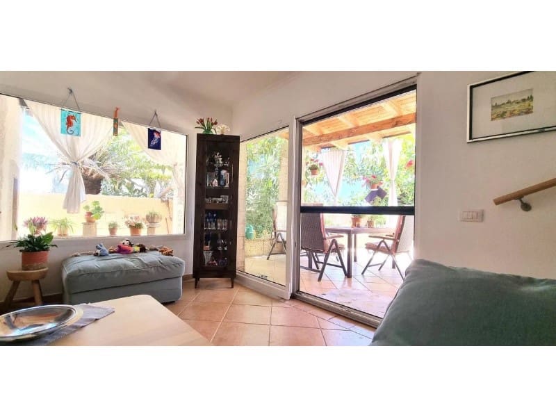 5 chambre Villa/Maison à vendre à Arico - 625 000 € (Ref: 9947549)