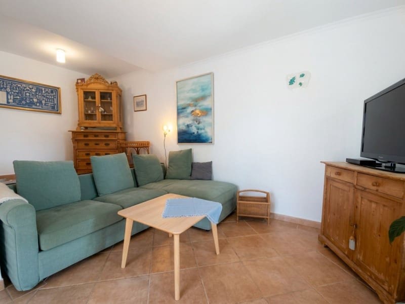 5 bedroom Villa for sale in Arico with garage - € 595,000 (Ref: 9947549)