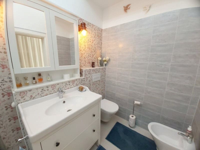 5 bedroom Villa for sale in Arico with garage - € 595,000 (Ref: 9947549)