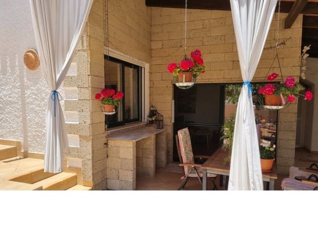 5 camera da letto Villa in vendita in Arico con garage - 595.000 € (Rif: 9947549)