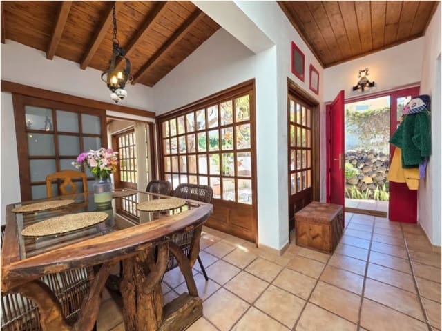 Finca/Casa Rural de 3 habitaciones en Santiago del Teide en venta - 439.000 € (Ref: 9947550)