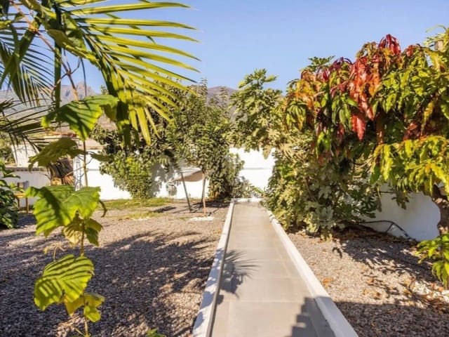 4 camera da letto Finca/Casa di Campagna in vendita in Güímar - 600.000 € (Rif: 9947551)