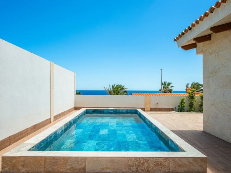 Villa/Maison à vendre à Arico - 635 000 € (Ref: 9947552)
