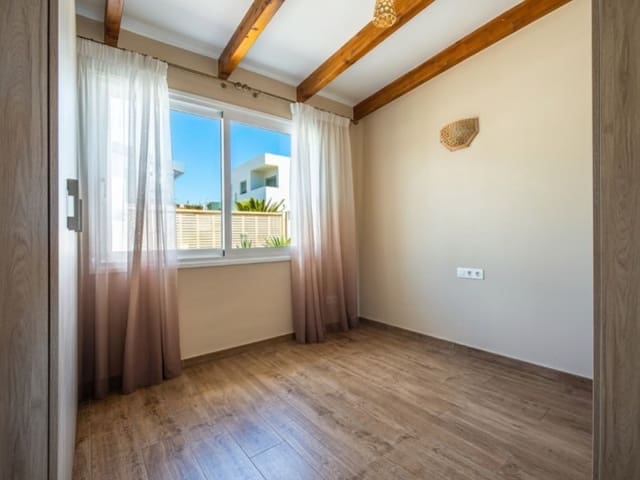 Villa til salgs i Arico - € 635 000 (Ref: 9947552)