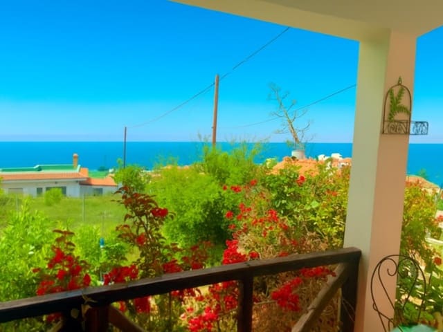 2 quarto Quinta/Casa Rural para venda em La Quinta - Taucho, Adeje - 449 000 € (Ref: 9952346)