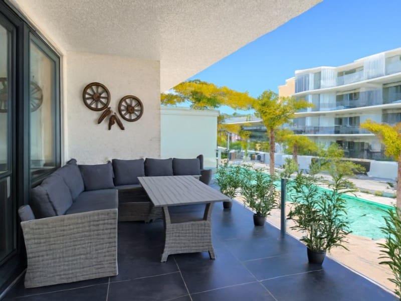 2 camera da letto Appartamento da affittare in Arona con piscina - 3.000 € (Rif: 9990416)