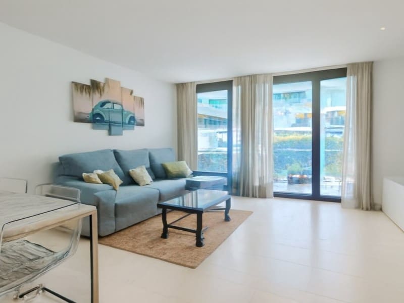 2 camera da letto Appartamento da affittare in Arona con piscina - 3.000 € (Rif: 9990416)