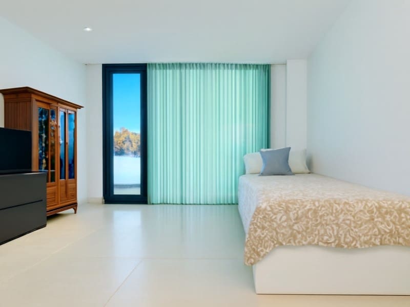 2 camera da letto Appartamento da affittare in Arona con piscina - 3.000 € (Rif: 9990416)
