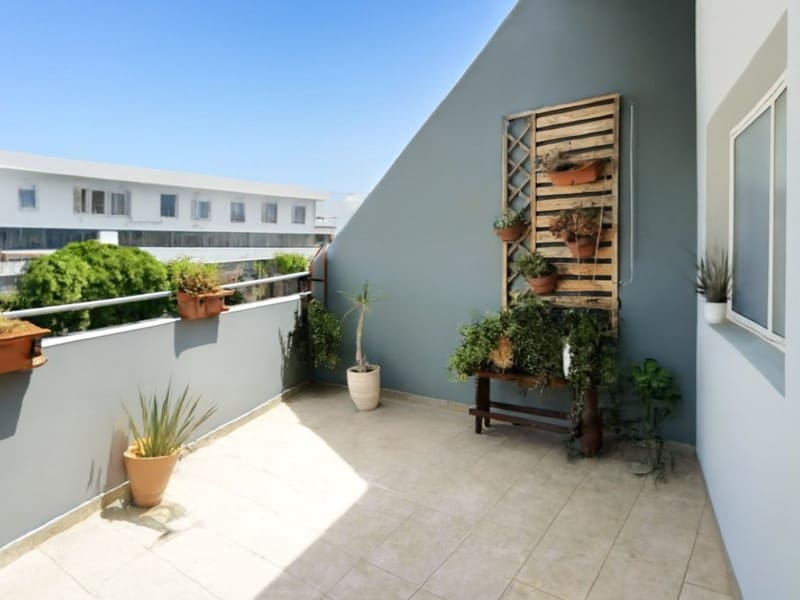 2 slaapkamer Appartement te huur in Radazul met garage - € 2.500 (Ref: 9990418)