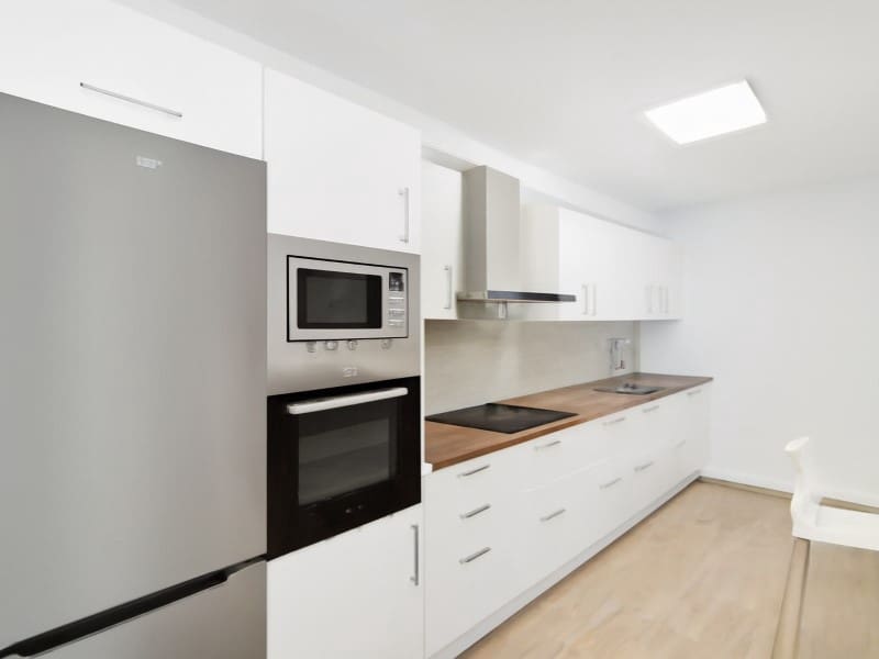 2 slaapkamer Appartement te huur in Radazul met garage - € 2.500 (Ref: 9990418)